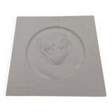 Portrait cast in low relief on plaster. SEDAP workshop.