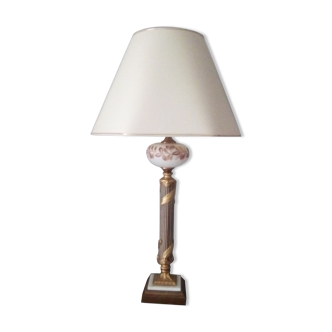Lampe de salon laiton, et opaline