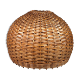 Vintage wicker ball suspension