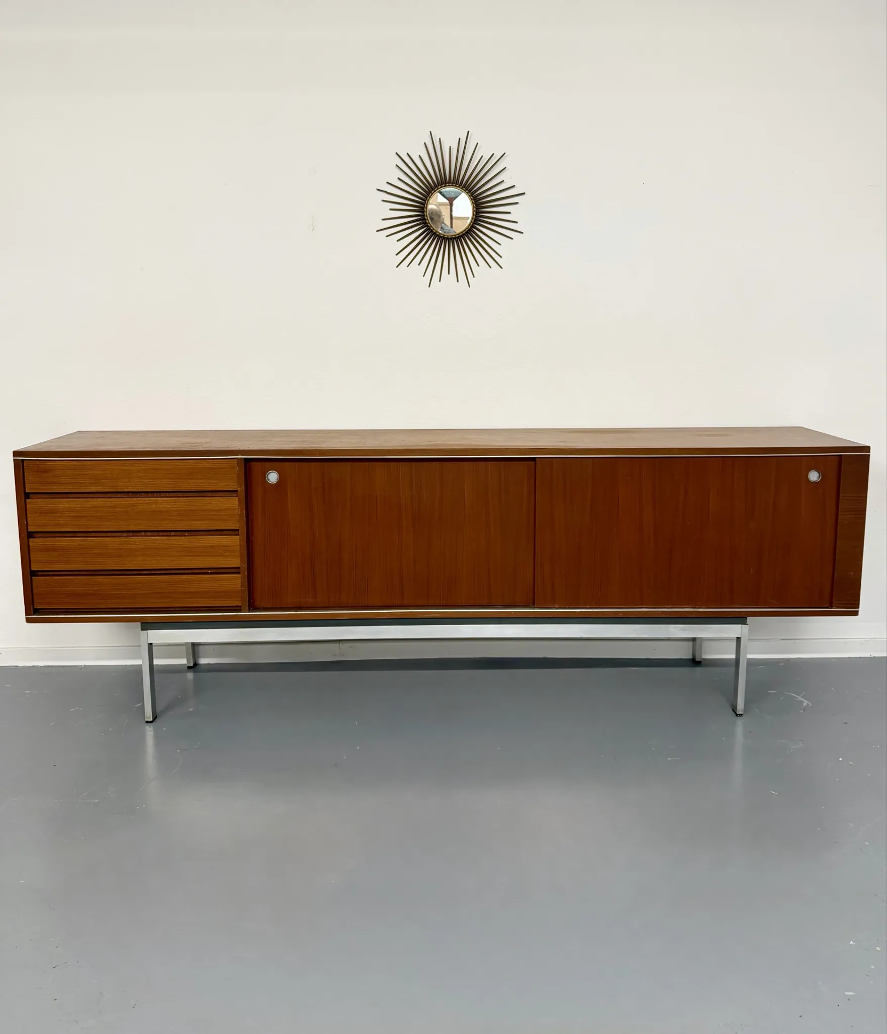 Large sideboard 1960s design Pieter De Bruyne V-Form vintage