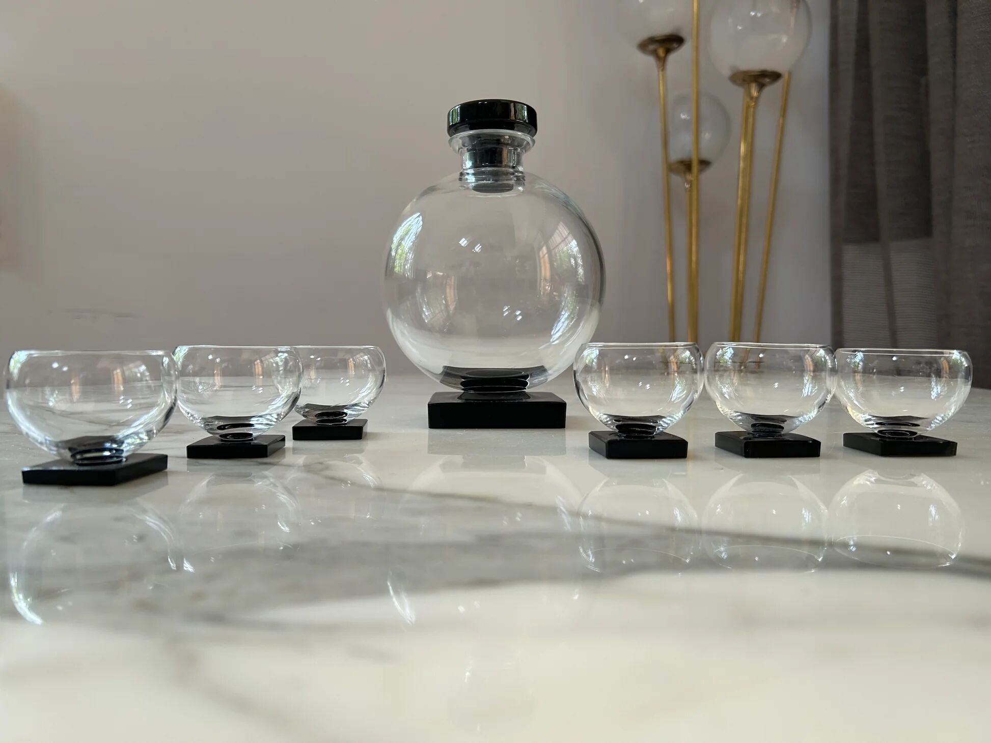 Art Deco liqueur service with a decanter and 6 glasses, in the style of Willem Jacob Rozendaal, Netherlands 1930s.