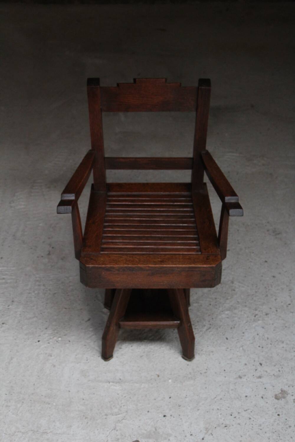 Swivel armchair Dutch design Amsterdam art deco 1930