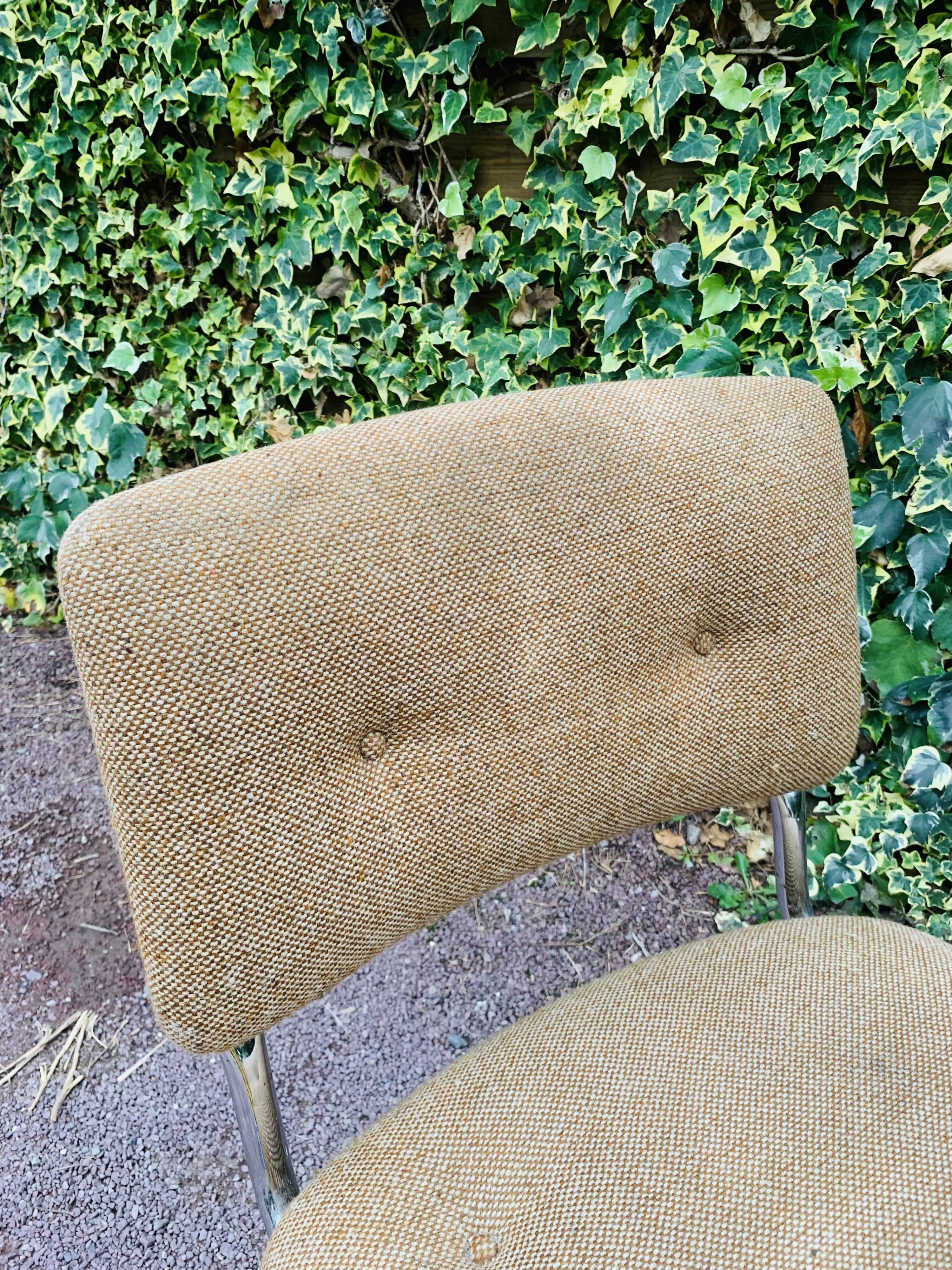 Vintage Strafor Steelcase chair from the 1980s.