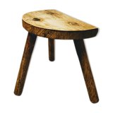 Tripod farm stool