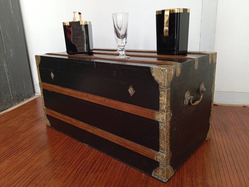 Late 19th century marine trunk