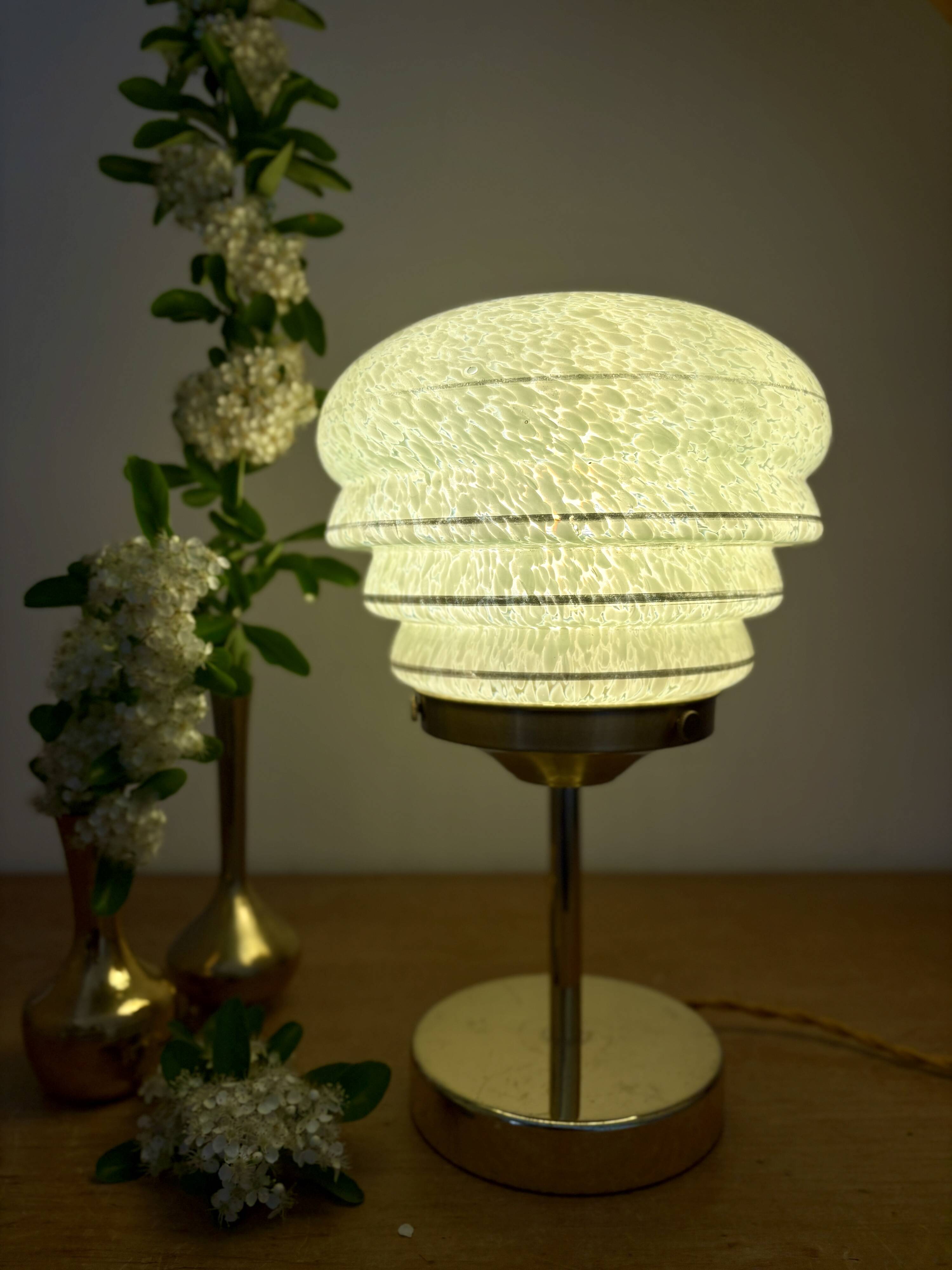 Vintage art deco globe table lamp in green and gold Clichy glass