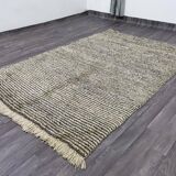 Pure natural wool rug, size 150 x 250 cm