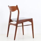 Chaise en teck Ærthøj Jensen & Mølholm entièrement restaurée avec un revêtement en feutre de laine / Design danois moderne du milieu du siècle / Années 1960