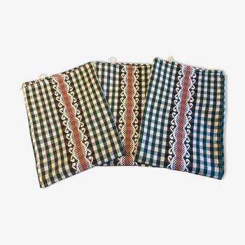 Set of 3 green tile tea towels