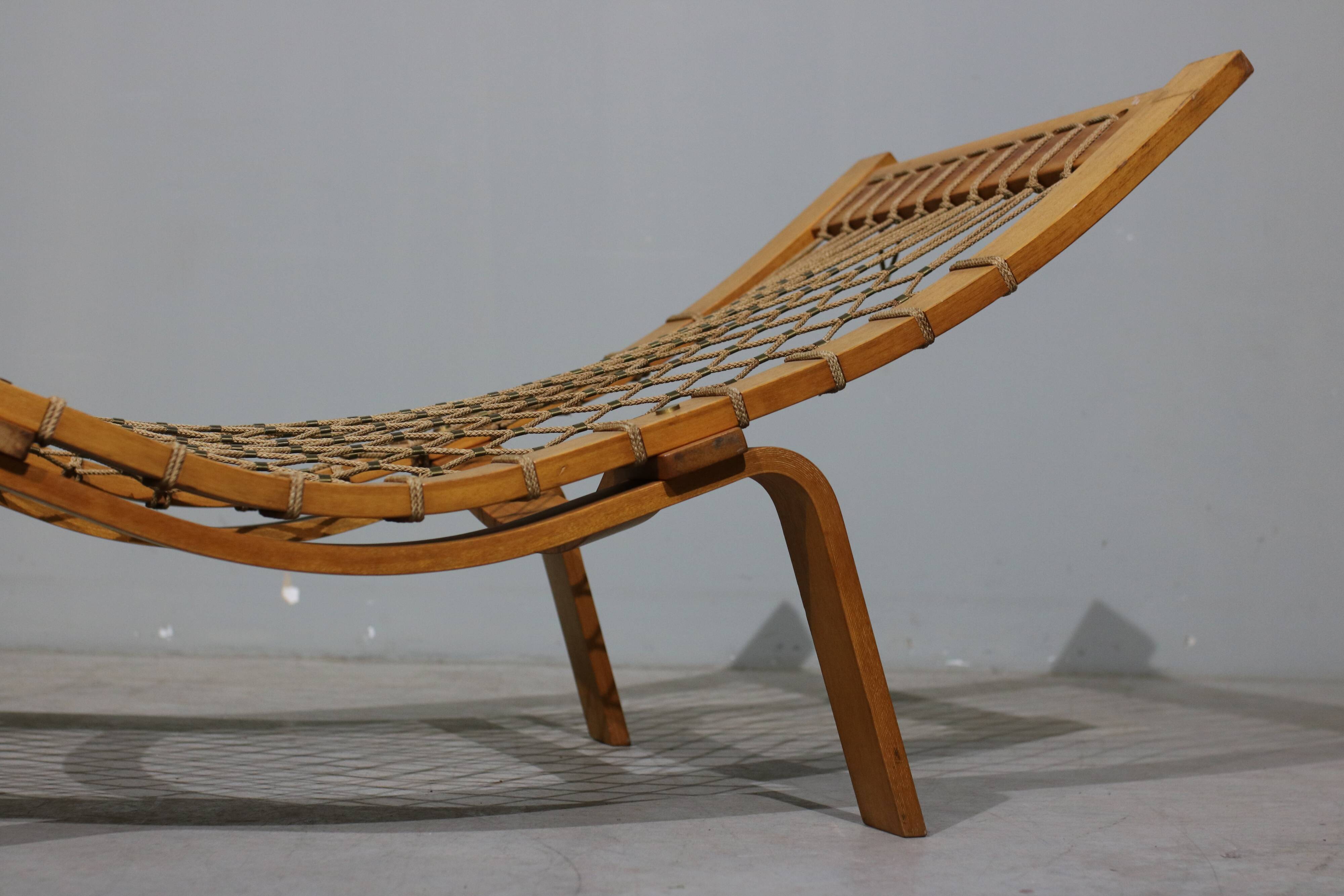 GE2 "Hammock Chair" by Hans Wegner for Getama, 1960s