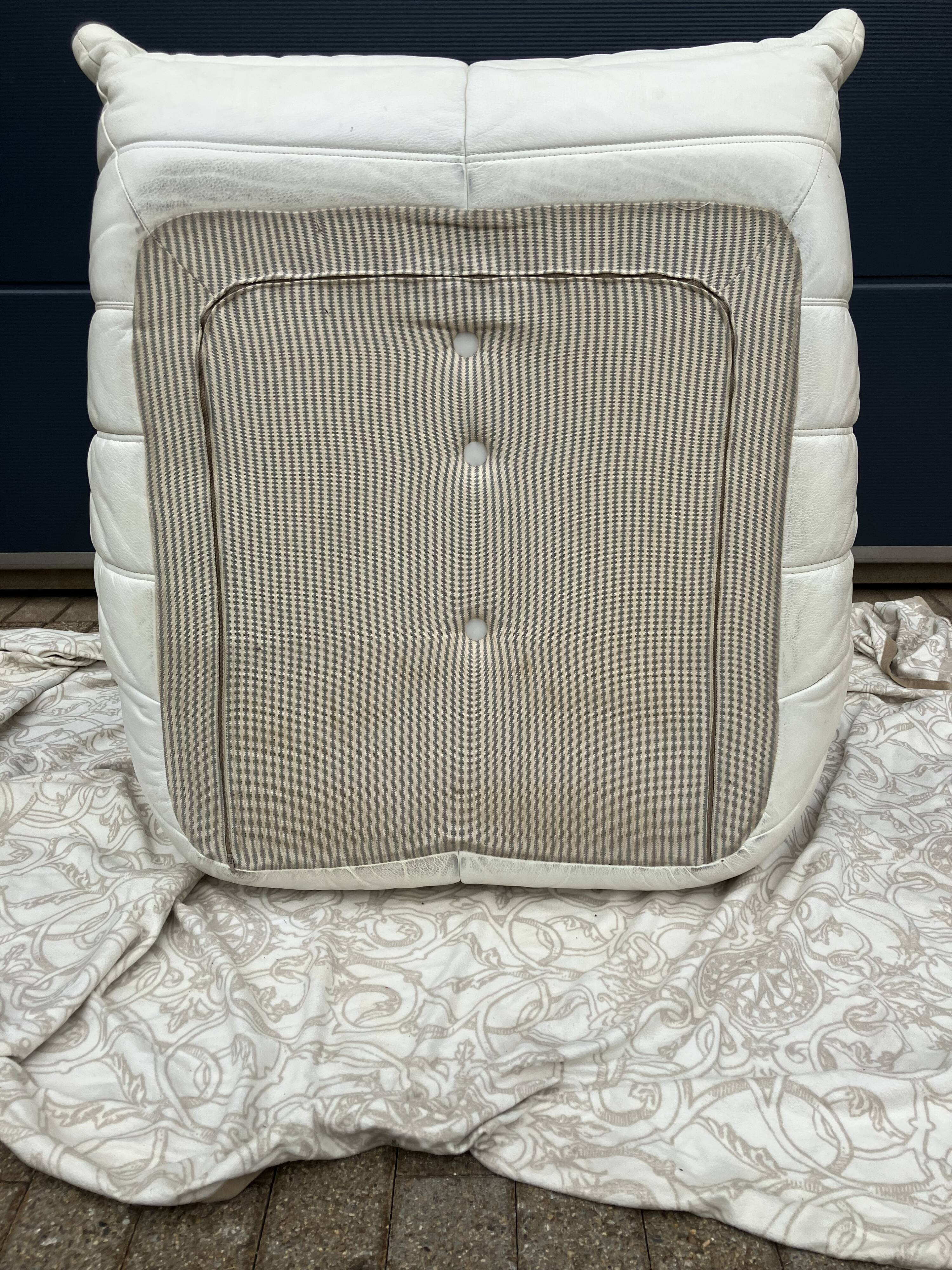 100% authentic Ligne Roset Togo 1-seater light beige leather '87