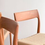 Chaises danoises en teck Mid-Century par Niels O. Møller # 77 & 57 Set de 8
