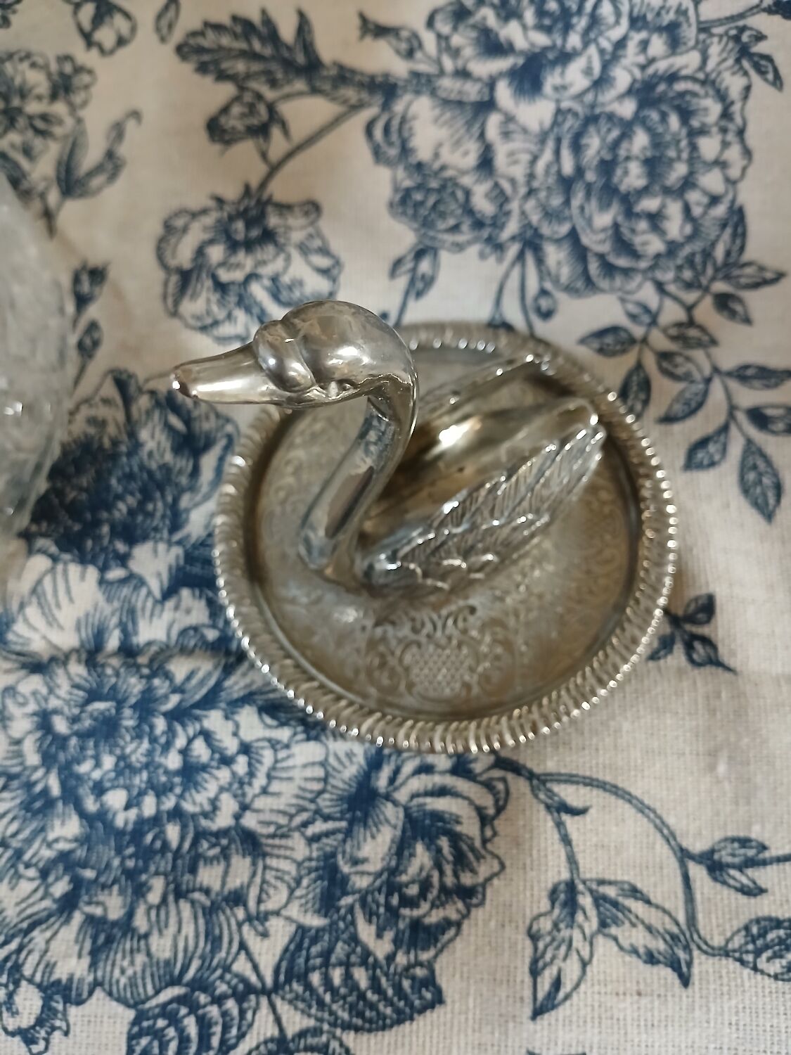 Antique candy dish/biscuit bucket