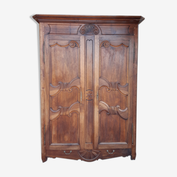 Armoire bressanne