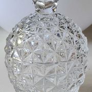 Sugar box in molded crystal