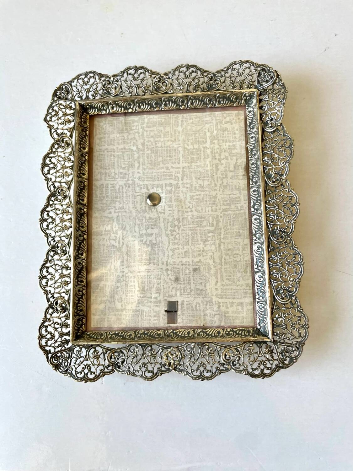 Vintage Metal frame silver plated Frame 16 cm x 13 cm CONVEX glass