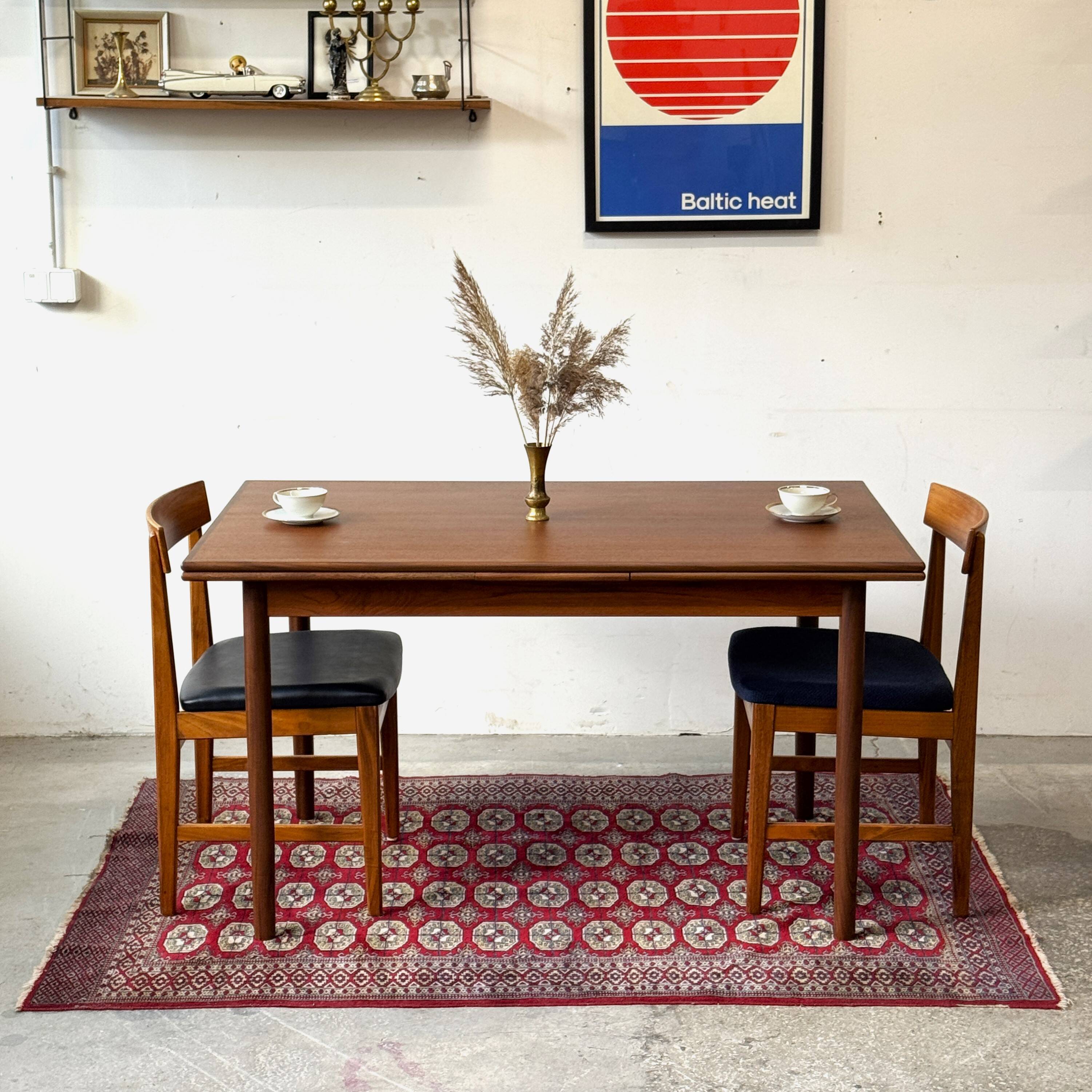 Table en teck extensible, Danemark 1960s/1970s, VNTG, Mid-C Modern