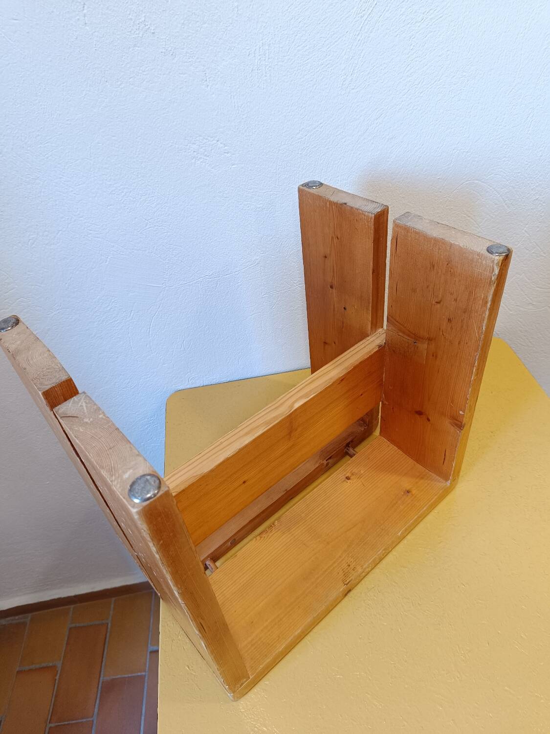 U-shaped stool les arcs Charlotte Perriand