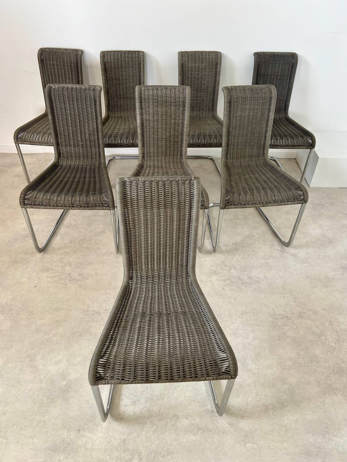 Set of 8 Tecta designer tubular chairs, Bauhaus style, metal and vintage gray cane, 80s