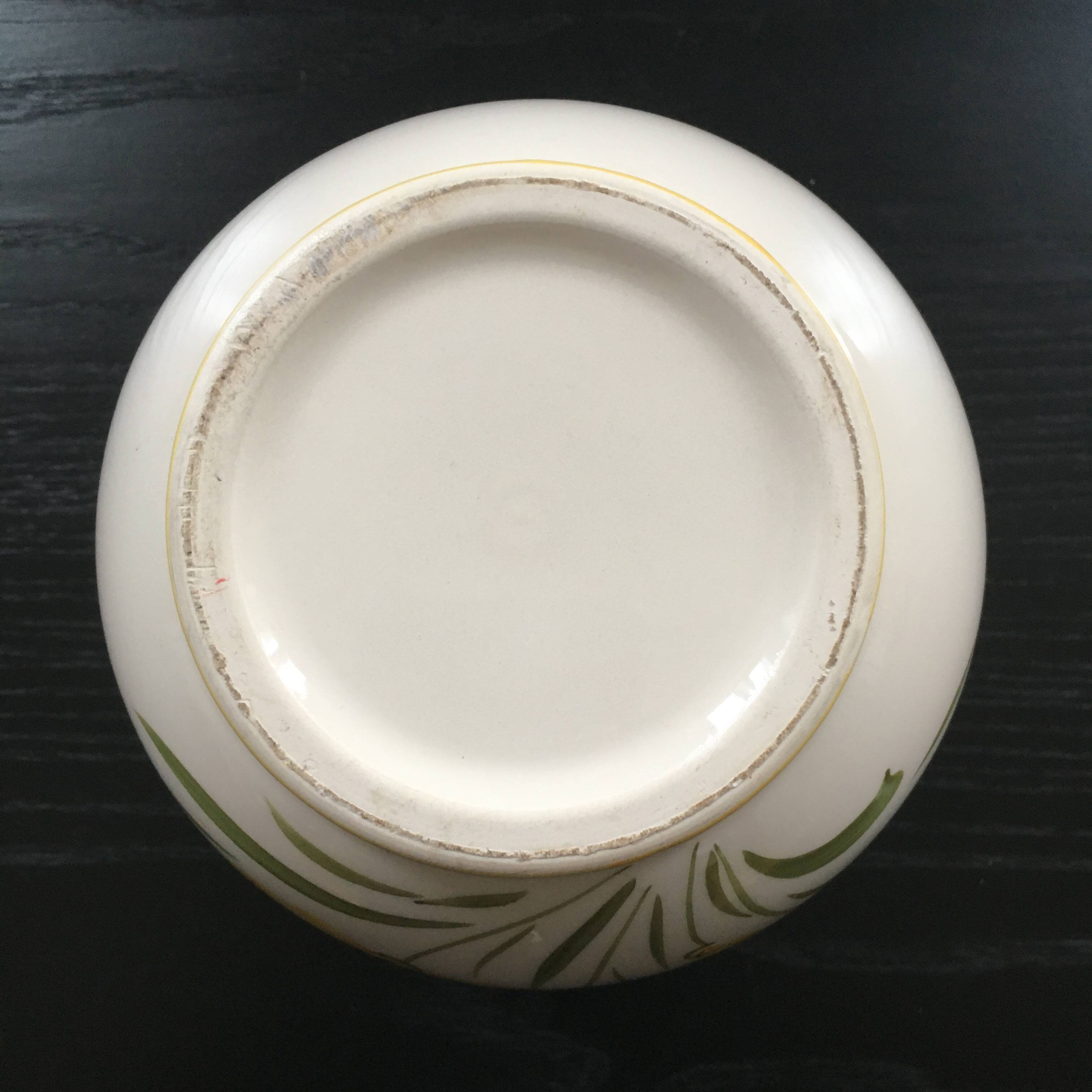 Italian flowerpot with floral decoration