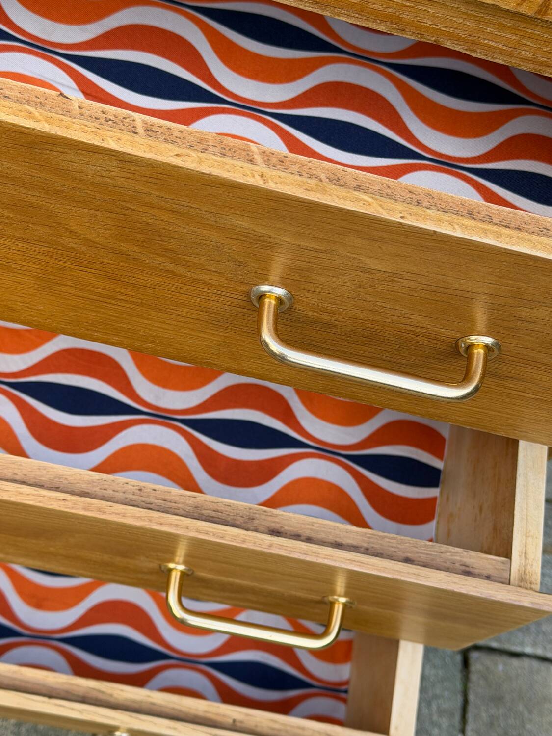 Vintage chest of drawers with tapered legs, solid raw oak, 1960.
