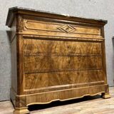 Louis Philippe period chest of drawers in burr walnut circa 1830