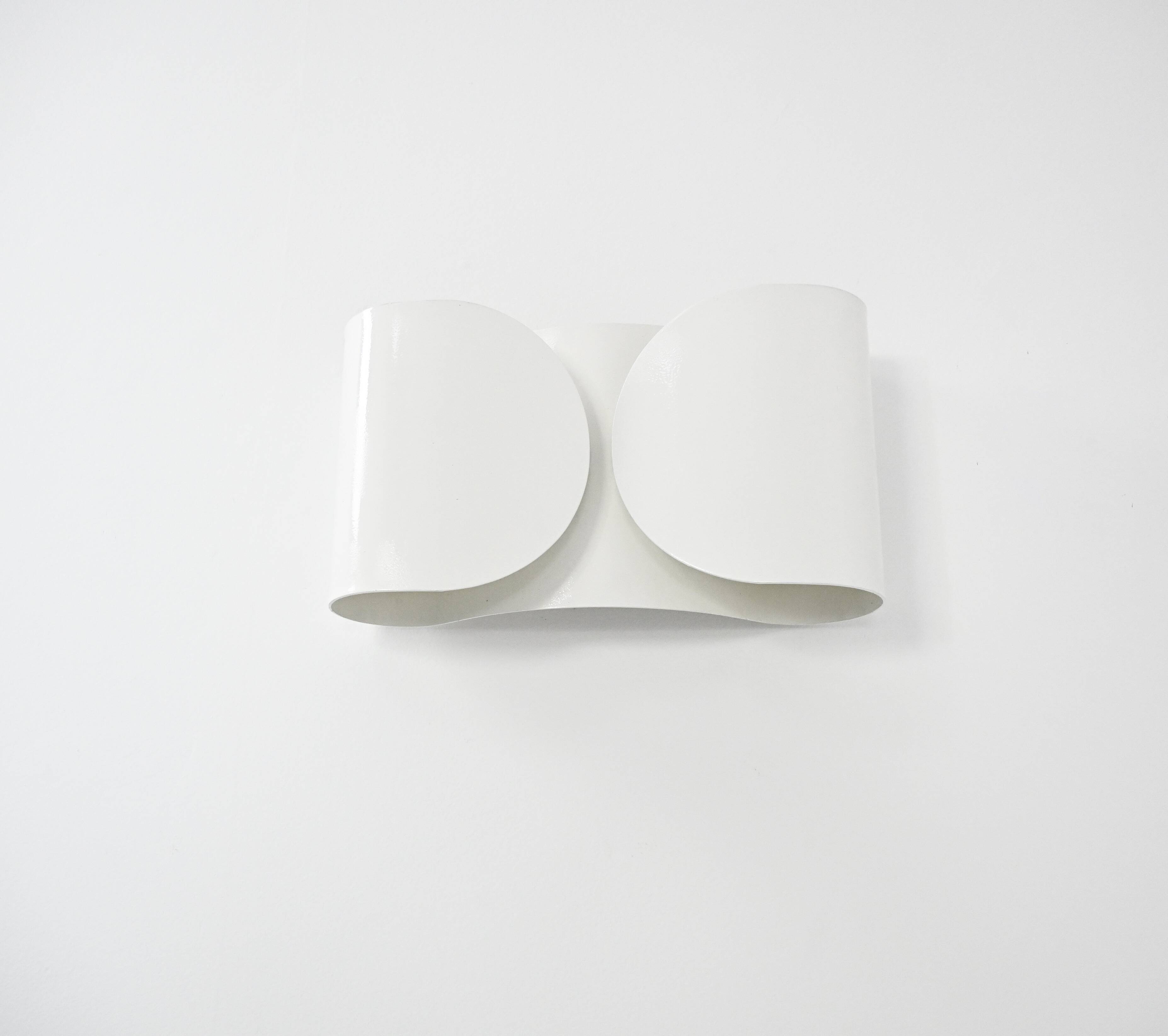 White "Foglio" wall light, by Tobia & Afra Scarpa for Flos, 1960s.