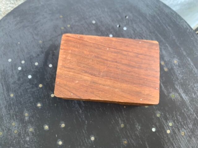 Jewelry box or card box in chiseled wood and vintage mother-of-pearl