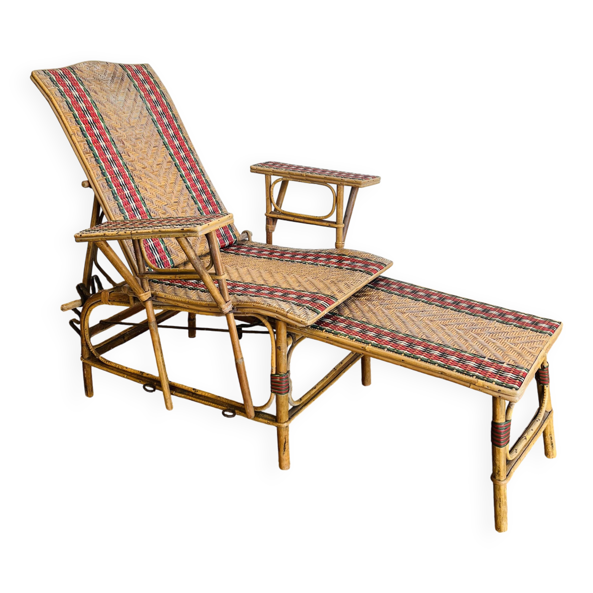 Antique Art Deco rattan and wicker chaise longue