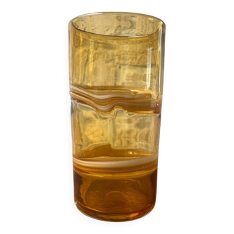 Vase en verre soufflé caramel