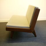 Sofa modèle Studio par Carl-Gustaf Hiort af Ornäs