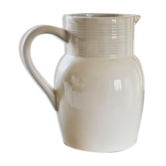 Sandstone pitcher