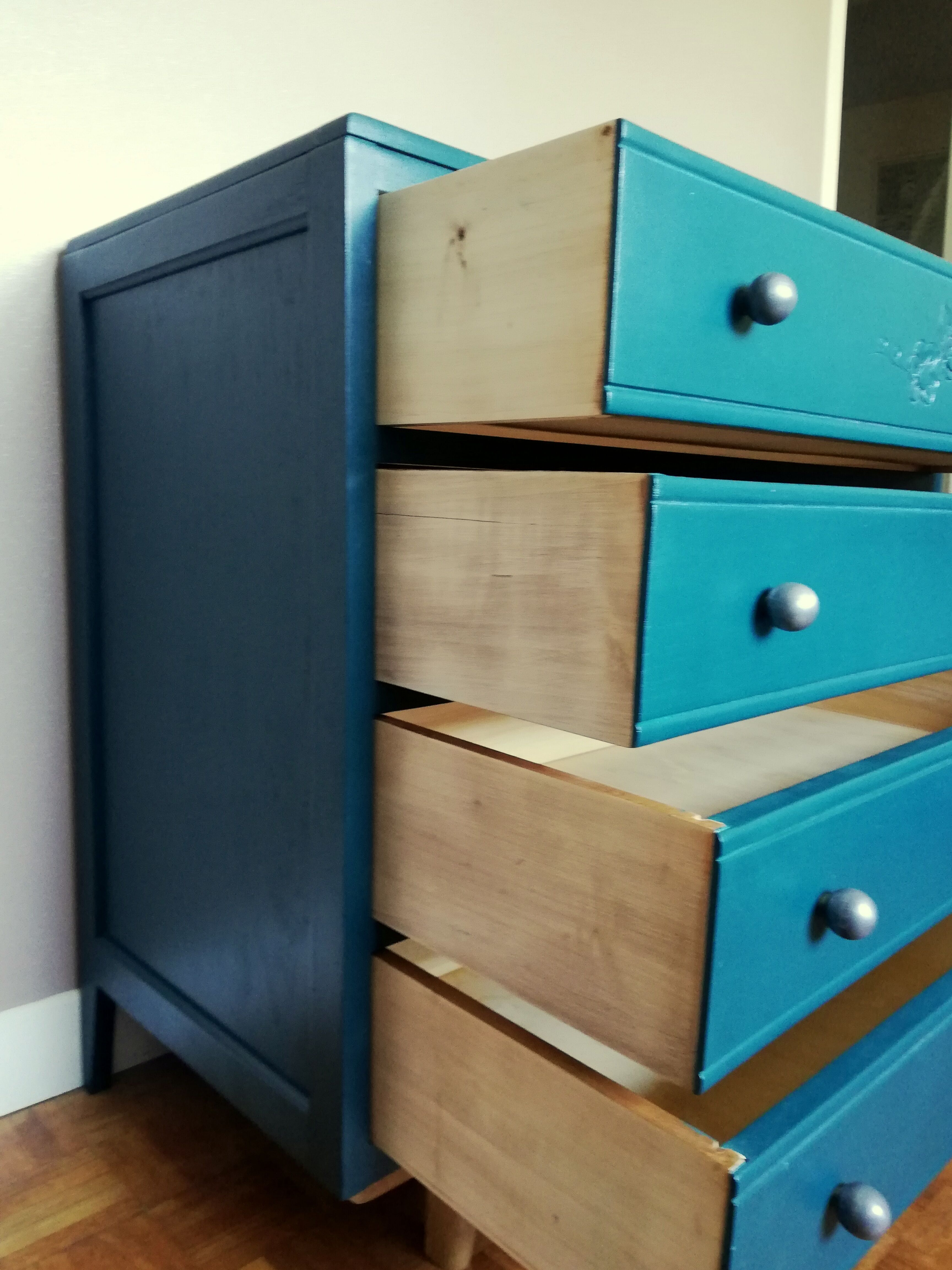 Duck blue art deco dresser