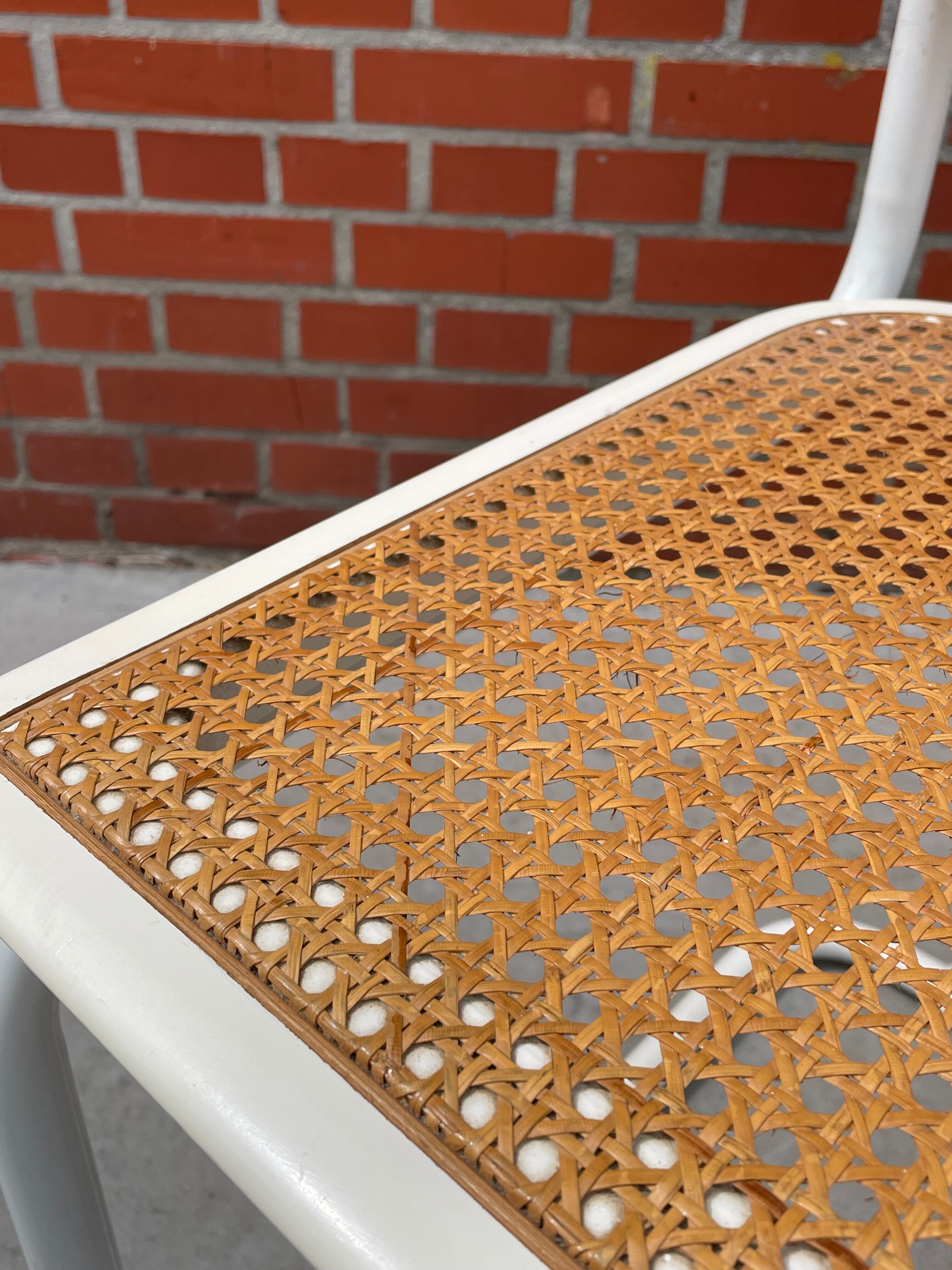 Cesca design chair b32 model in white