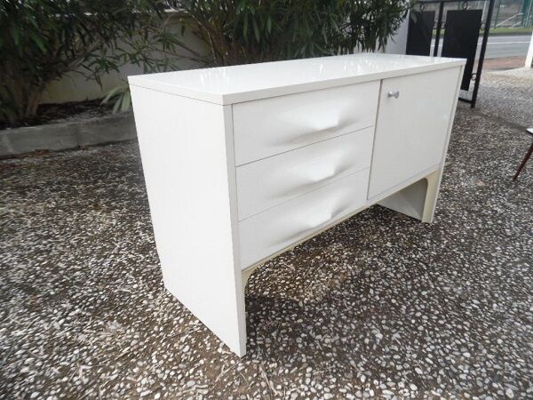 Commode Raymond Loewy