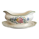 Beautiful small earthenware sauce boat from Villeroy and Boch Mattlach model 1562