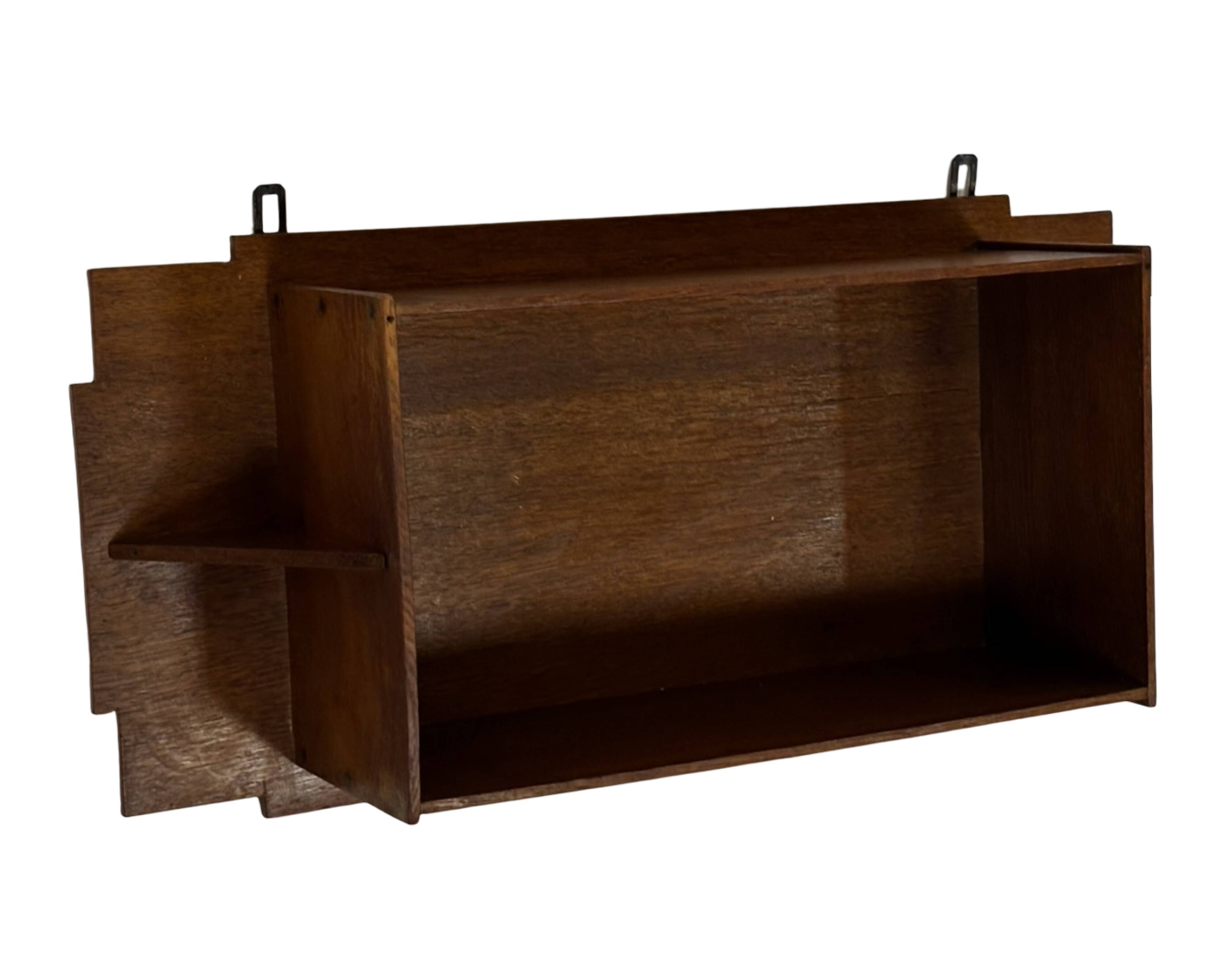 Art Deco wooden wall shelve rack in oak minimalist design