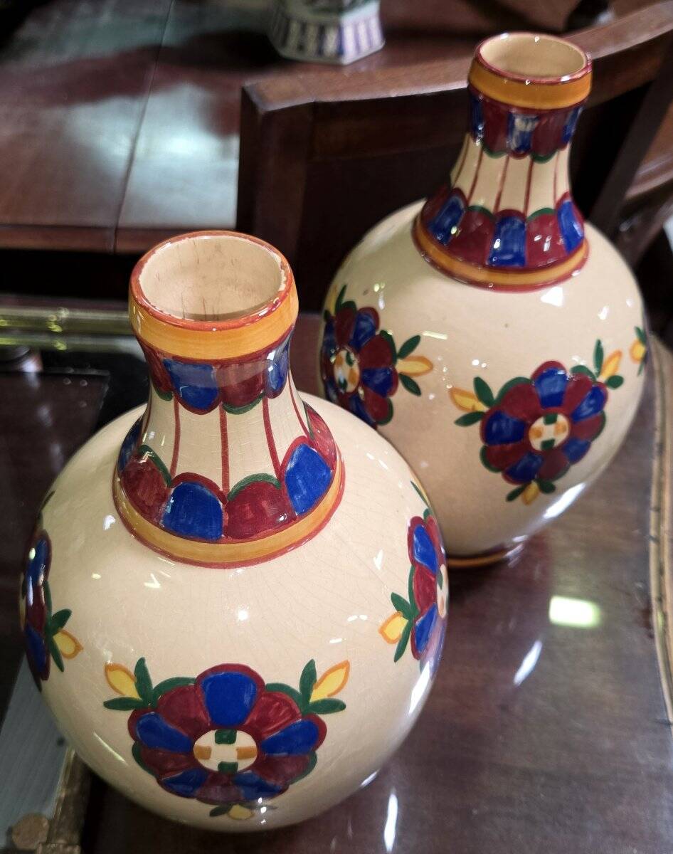Desvres by Henri Delcourt: pair of signed Art Deco vases.