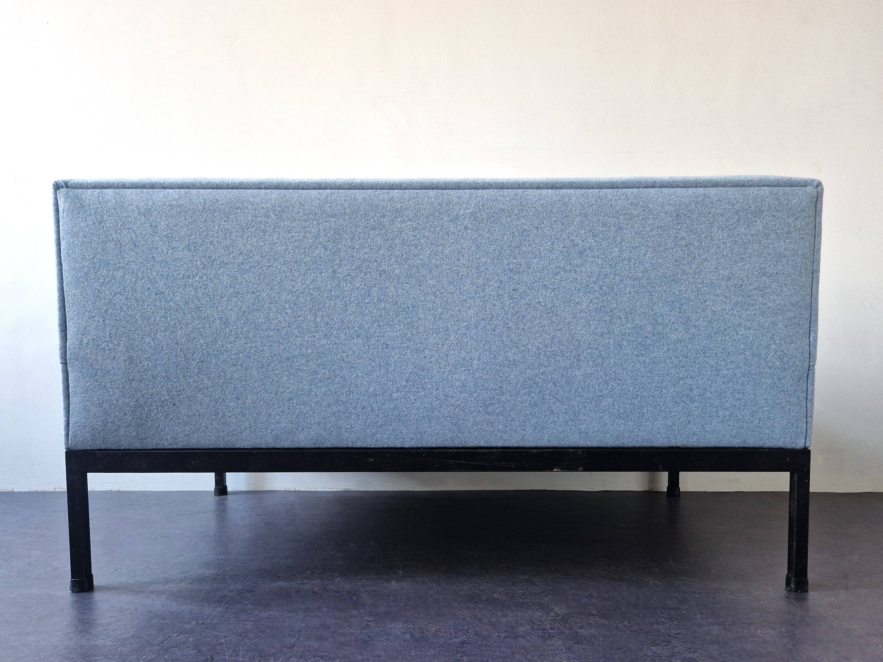 070-series 2-seater sofa by Kho Liang Ie for Artifort, The Netherlands 1964