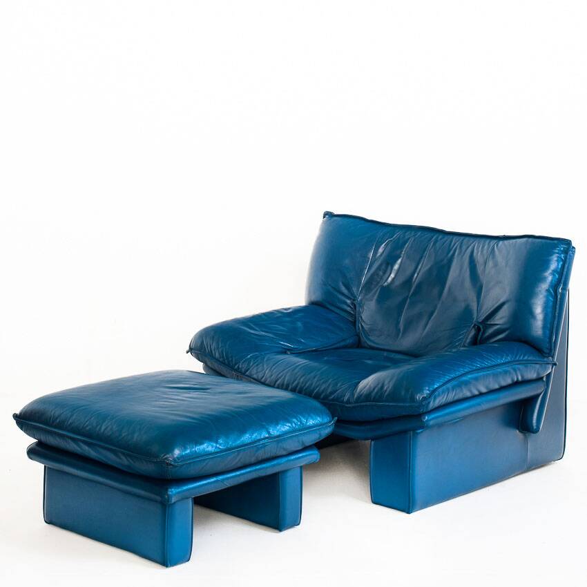 Vintage blue leather armchair and pouf by Nicoletti Salotti - Italy 80s