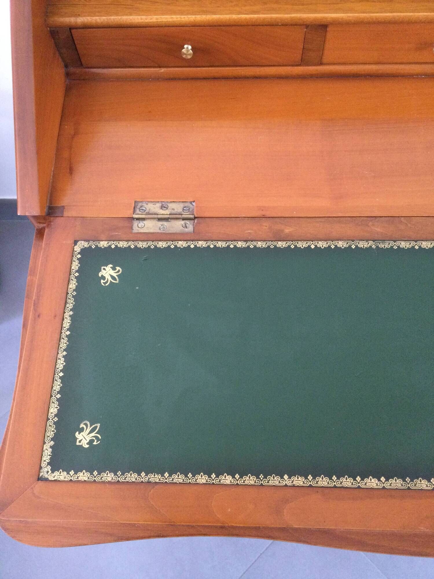 Bureau Dos d'âne En Merisier
