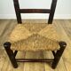 Paire d'anciennes chaises en bois et paille enfant