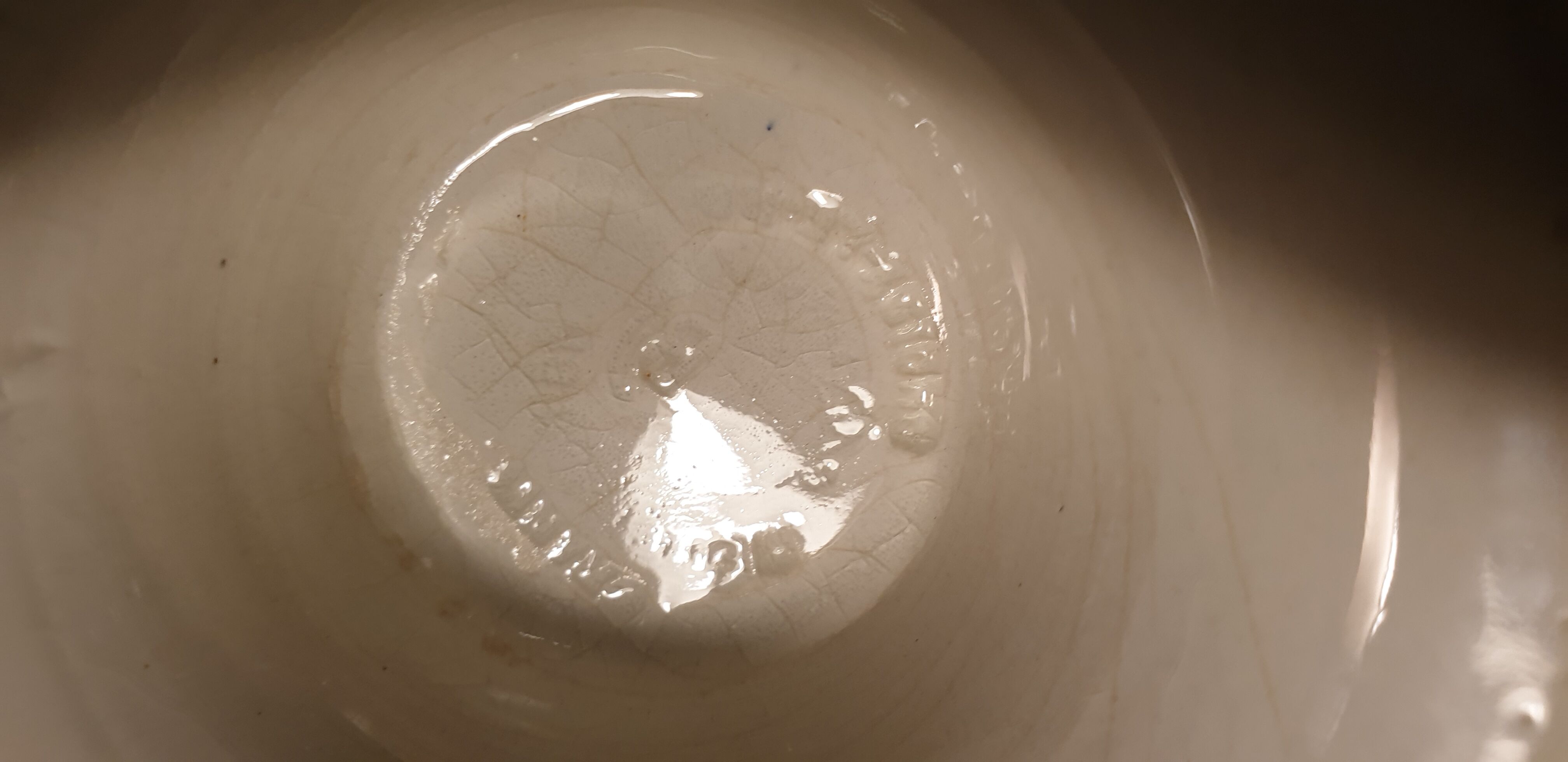 Ceramic pot cover decor with chickens