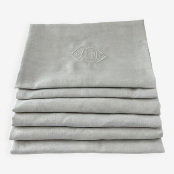 6 linen thread towels, Amandine's trousseau