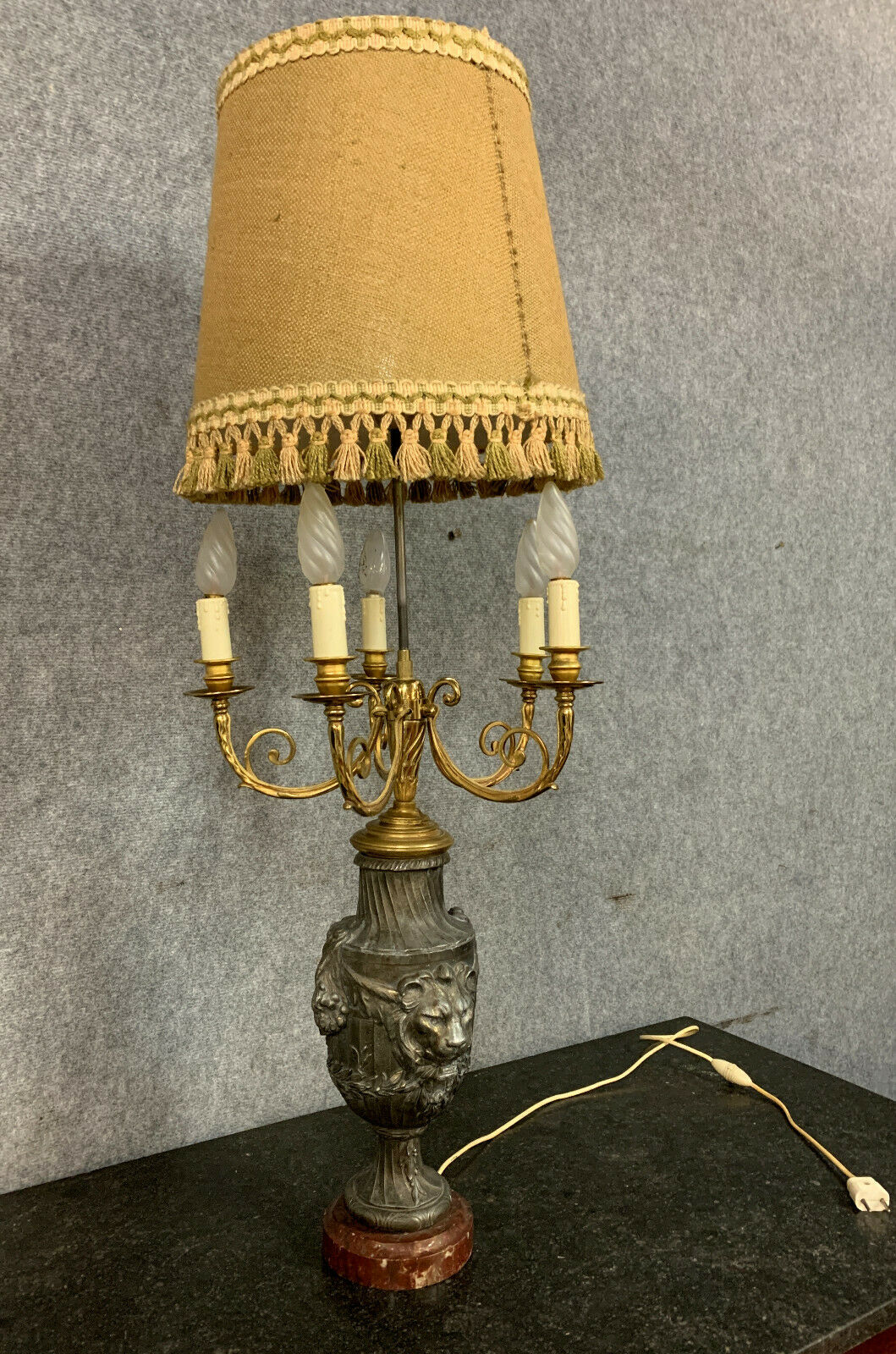 Lampe époque Napoléon III en antimoine, bronze et marbre vers 1850