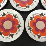 8 Gien cheese plates