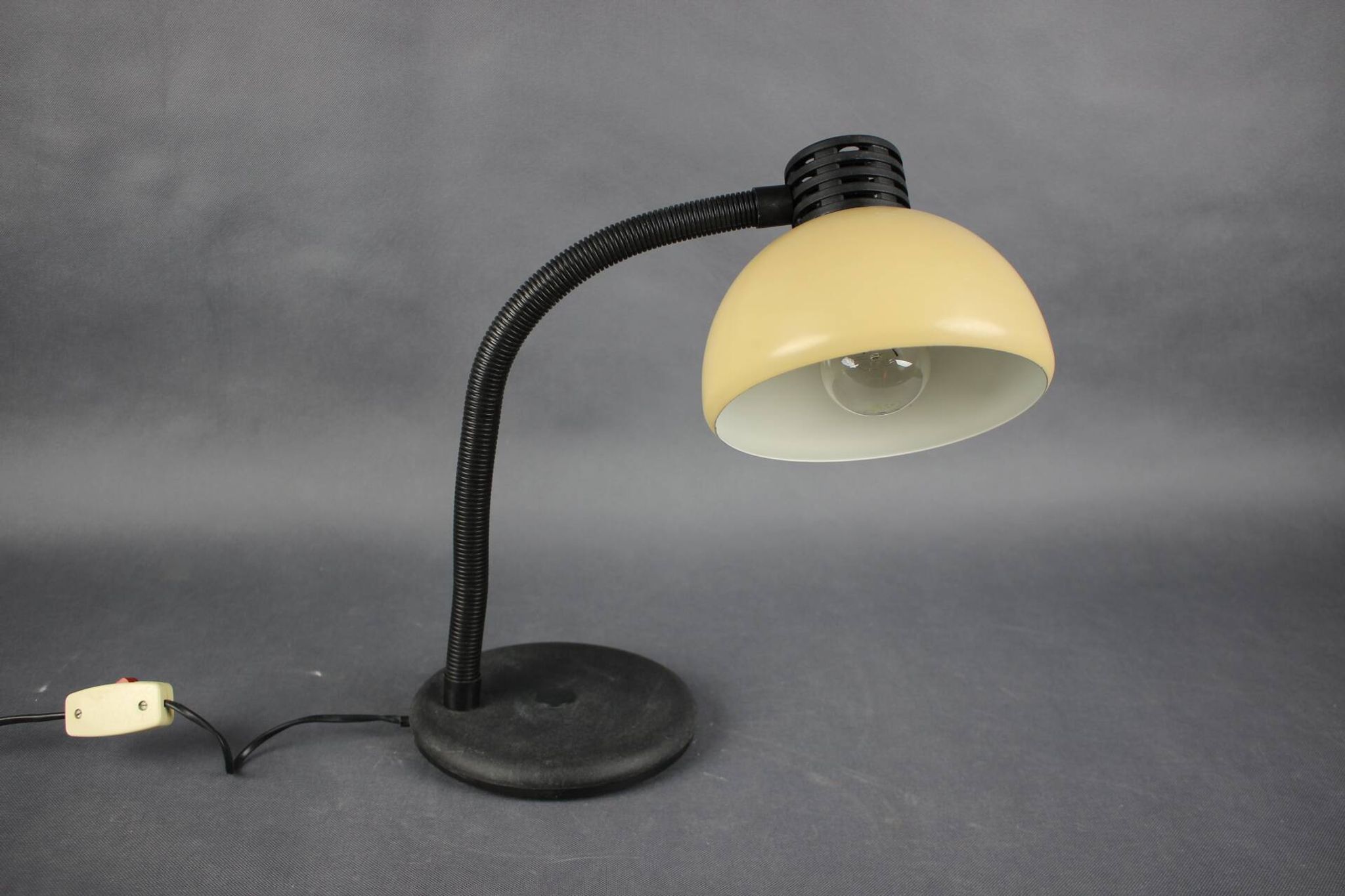 1970s Hungarian Gooseneck Desk Lamp, Cappuccino Mid Century Table Light