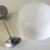 Suspension style Bauhaus globe opaline XL diam. 30cm - début XXeme