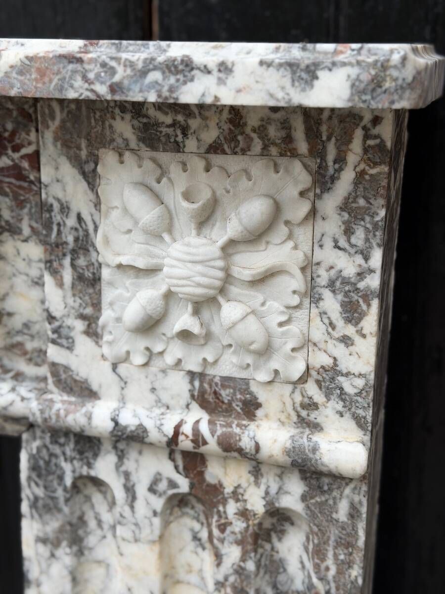 Louis XVI fireplace in grey Ardennes marble, late 18th century.