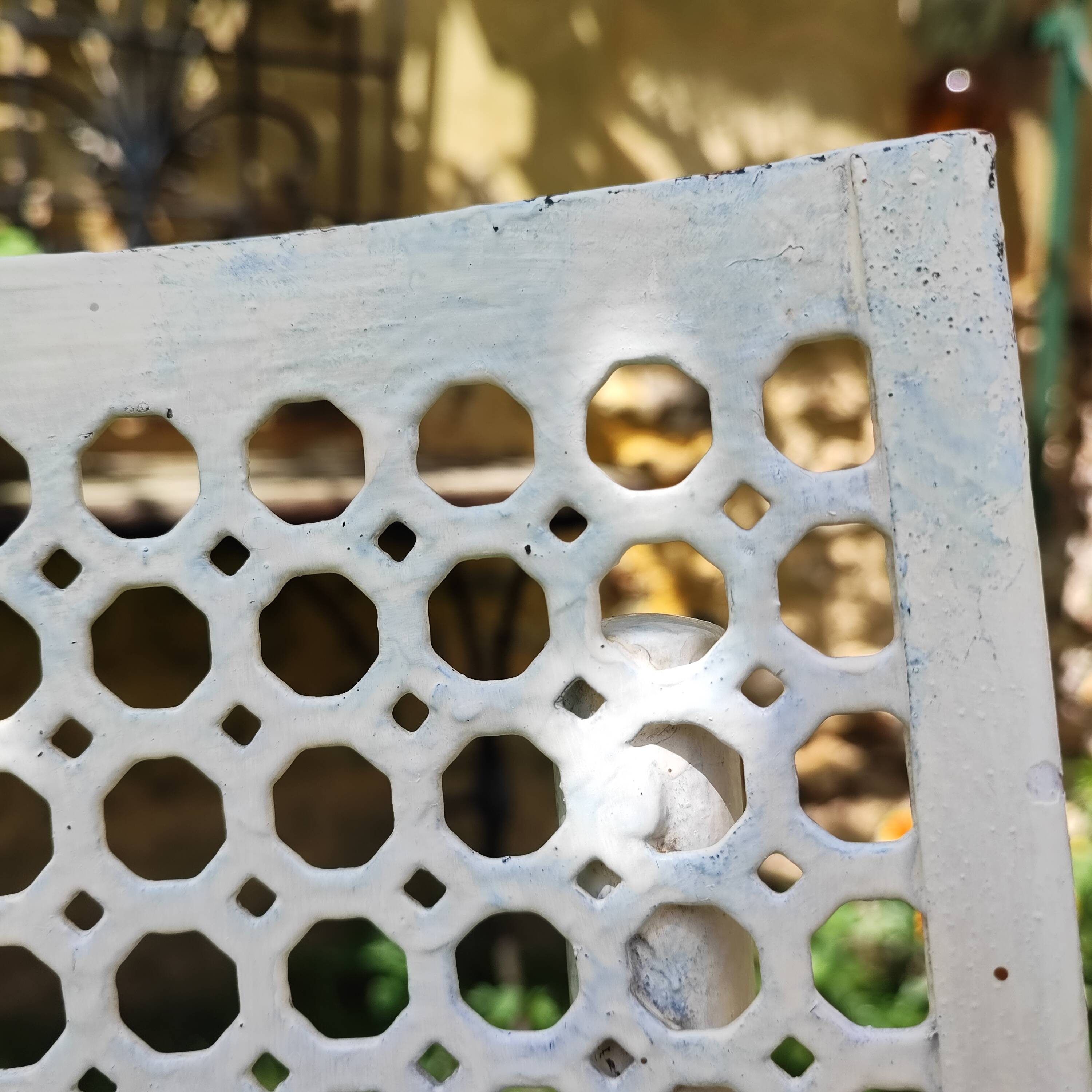 Armchairs and garden chairs 50/60s